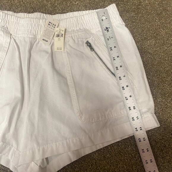 Aerie Boardwalk Shorts Womens Large White High Rise Elastic Waist Zip Pockets - Picture 6 of 10